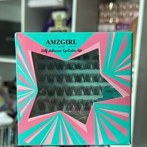 AMZGIRL Self Adhesive Eyelashes Kit